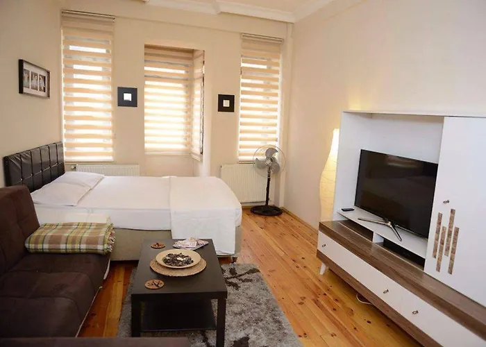 Bird * Κωνσταντινούπολη